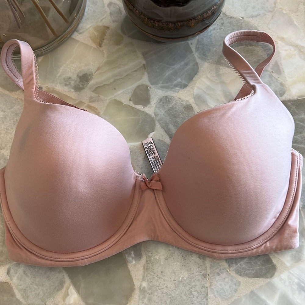 Body by Victoria convertible demi lined pink bra  34DDD